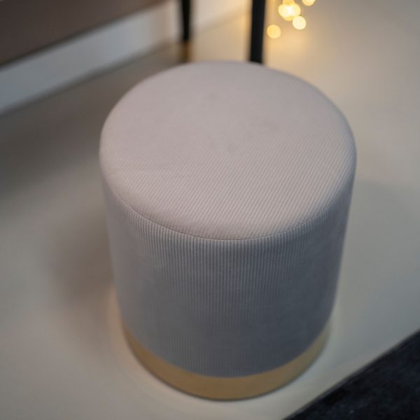 pouf grigio chiaro poggiapiedi