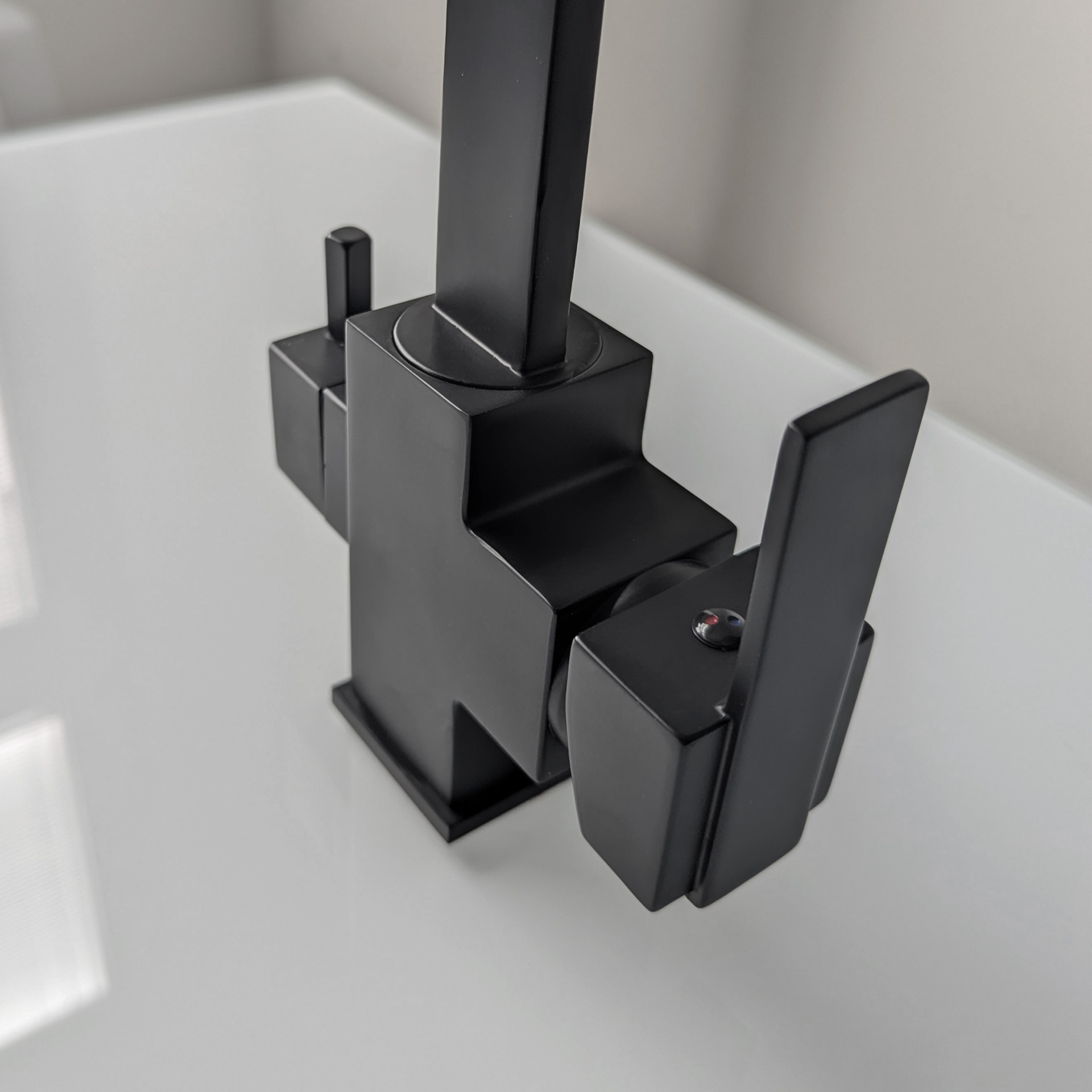 Rubinetto miscelatore a tre vie Nero SKAR - Norbe Rubinetto miscelatore a tre vie Nero SKAR - immagine 4